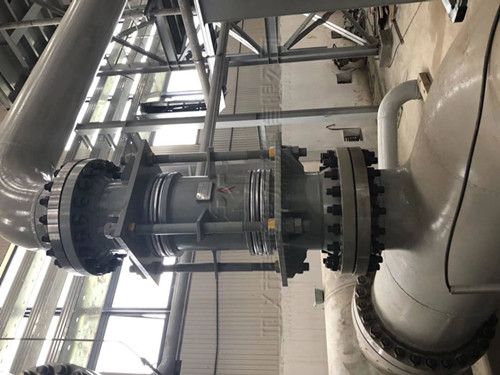 武鋼DN500大欄桿波紋補償器使用現場